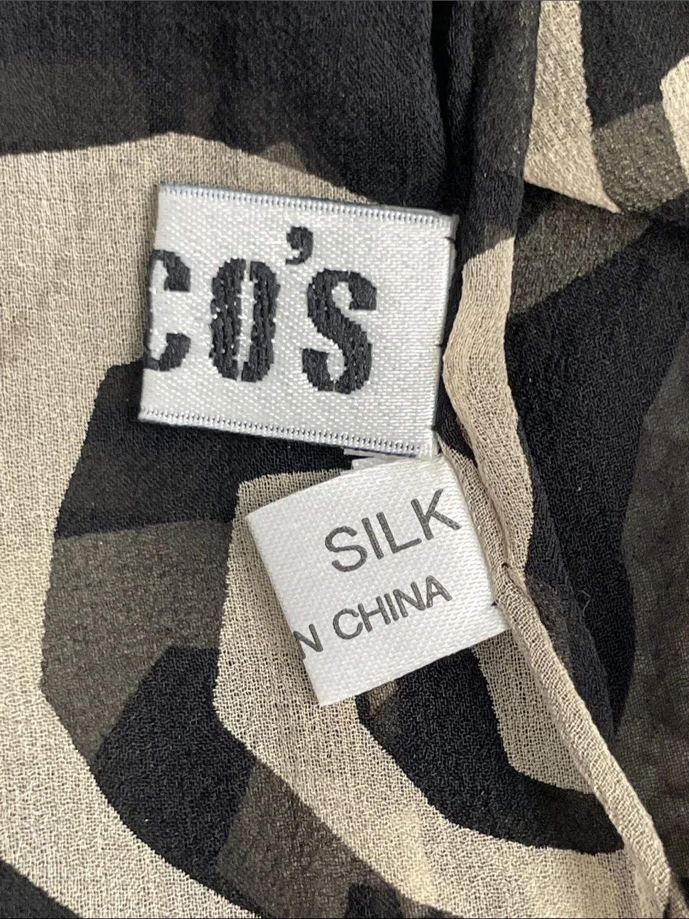 Chico's 100% silk Sheer oblong Scarf in Black and Cream Swirl 20